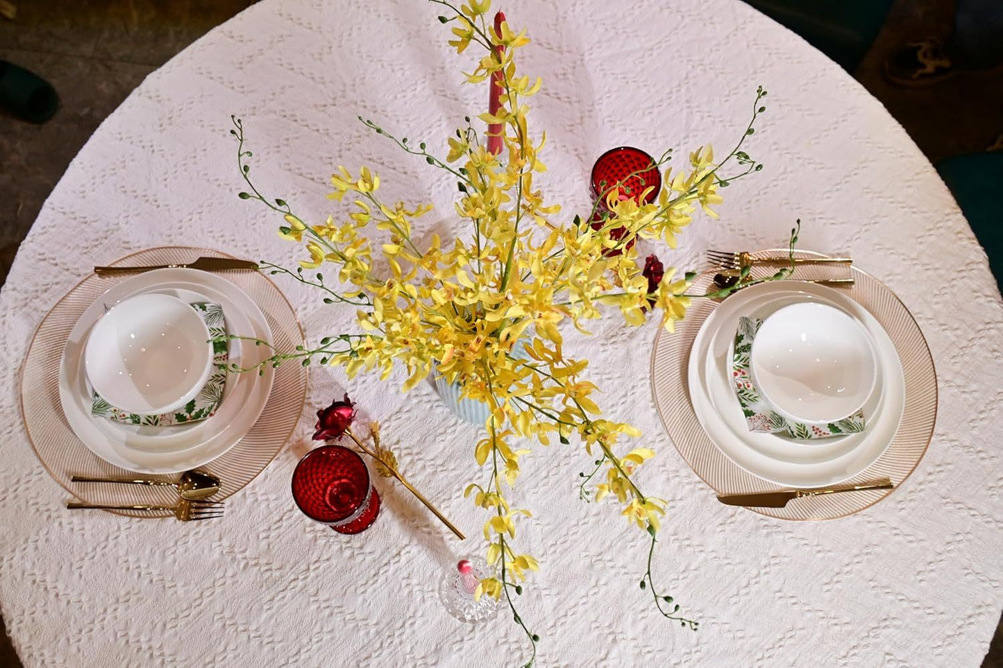 Jasmine Bone China Dinnerware Set - 16 Pieces Service for 4 (Ivory White)