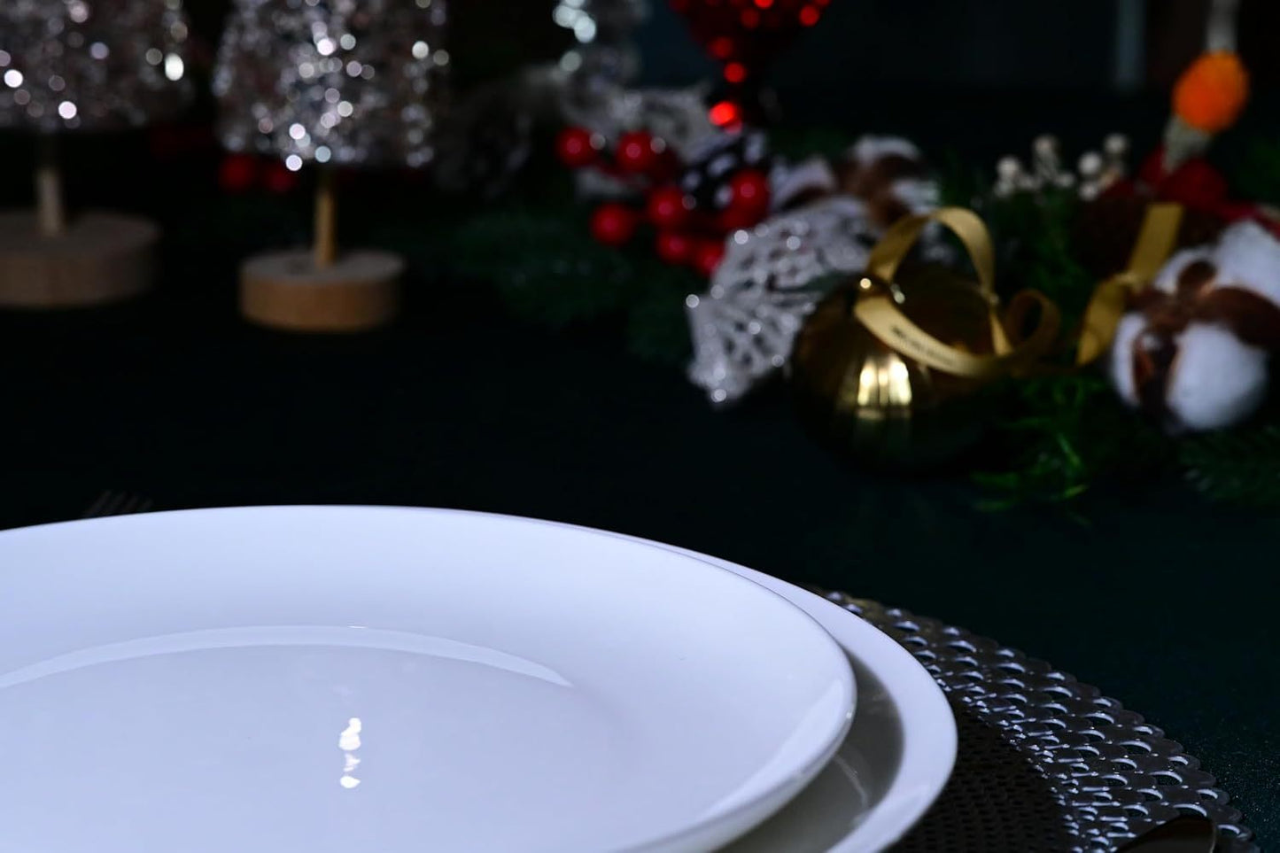 Jasmine Bone China Dinnerware Set - 16 Pieces Service for 4 (Ivory White)